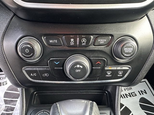 2021 Jeep Cherokee Latitude Lux 4X4