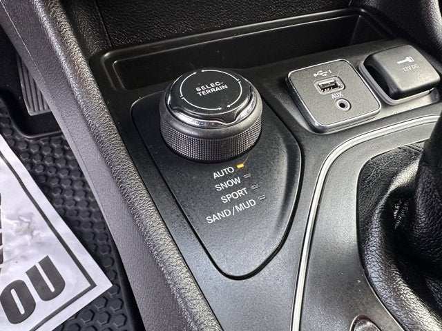 2021 Jeep Cherokee Latitude Lux 4X4