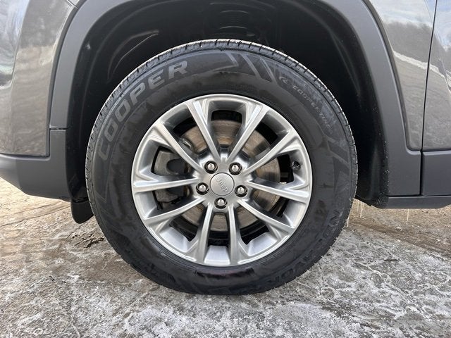 2021 Jeep Cherokee Latitude Lux 4X4