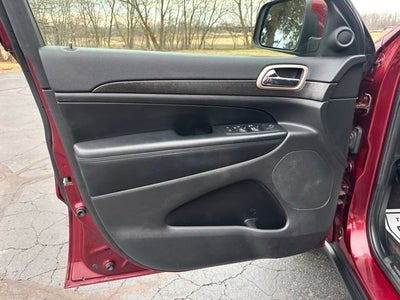 2017 Jeep Grand Cherokee Laredo 4x4