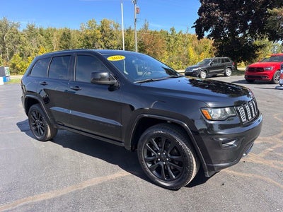 2021 Jeep Grand Cherokee Laredo X 4x4
