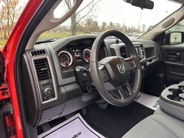 2019 RAM 1500 Classic Express Quad Cab 4x4 6'4" Box
