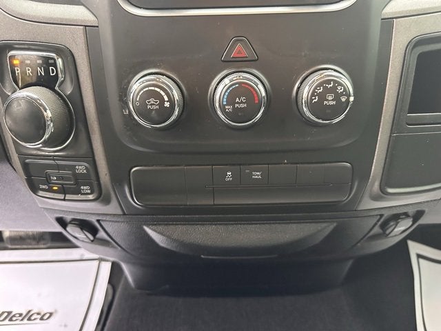 2019 RAM 1500 Classic Express Quad Cab 4x4 6'4" Box