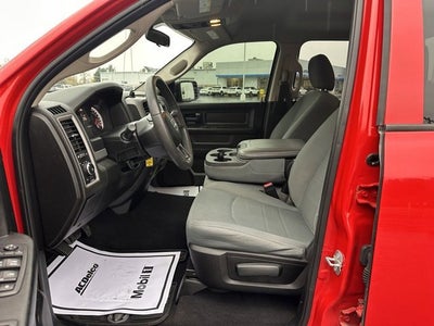 2019 RAM 1500 Classic Express Quad Cab 4x4 6'4" Box