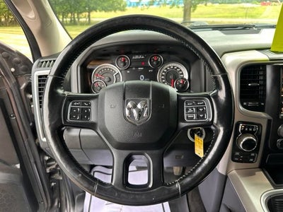 2017 RAM 1500 Big Horn Crew Cab 4x4 5'7" Box