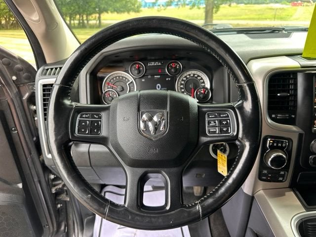 2017 RAM 1500 Big Horn Crew Cab 4x4 5'7" Box