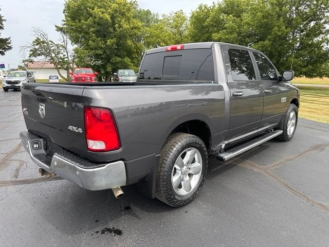 2017 RAM 1500 Big Horn Crew Cab 4x4 5'7" Box