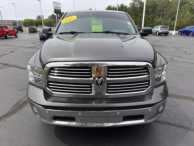 2017 RAM 1500 Big Horn Crew Cab 4x4 5'7" Box