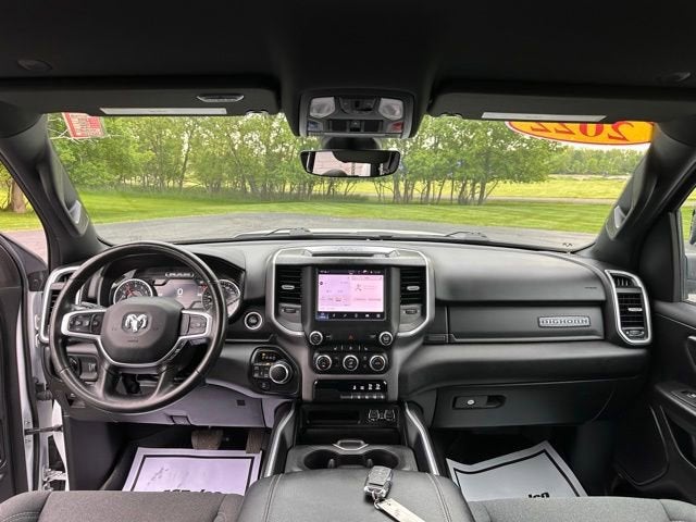 2022 RAM 1500 Big Horn Crew Cab 4x4 5'7" Box