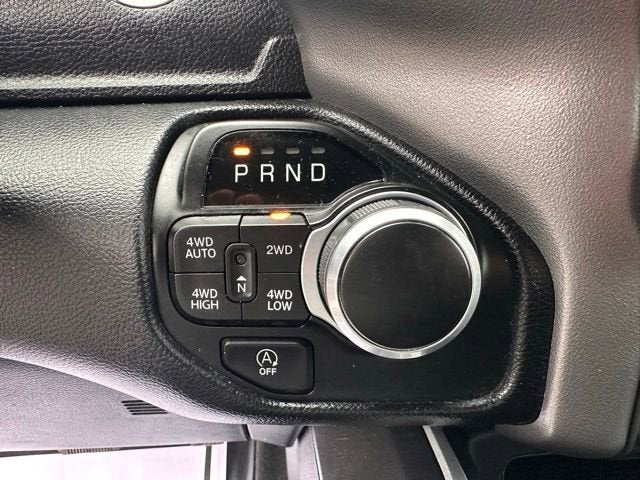 2022 RAM 1500 Big Horn Crew Cab 4x4 5'7" Box