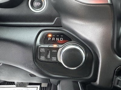 2019 RAM 1500 Big Horn/Lone Star Crew Cab 4x4 5'7" Box