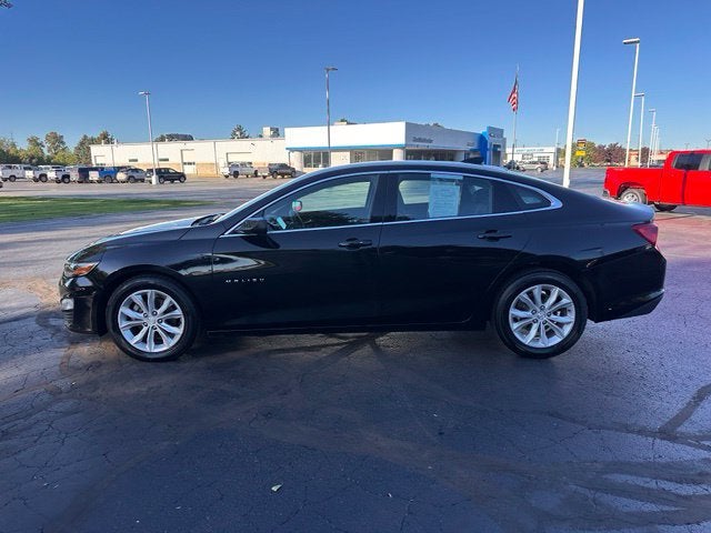 1G1ZD5ST4SF115404