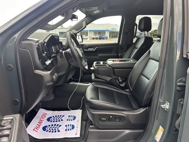 2025 Chevrolet Silverado 1500 LT (2FL)