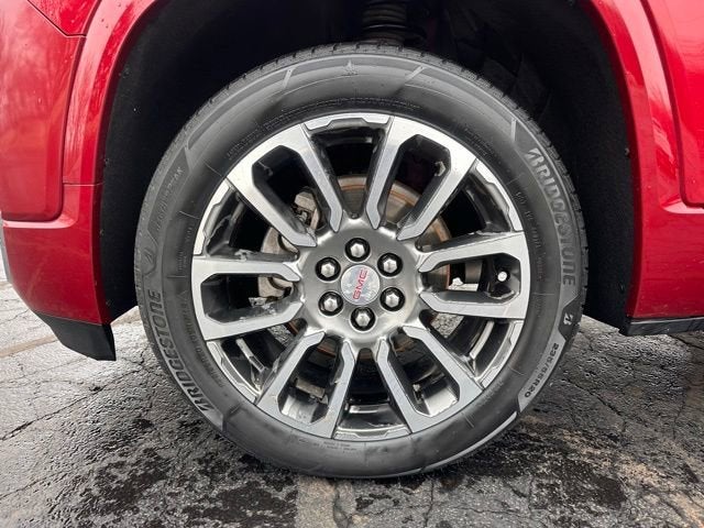 2020 GMC Acadia Denali