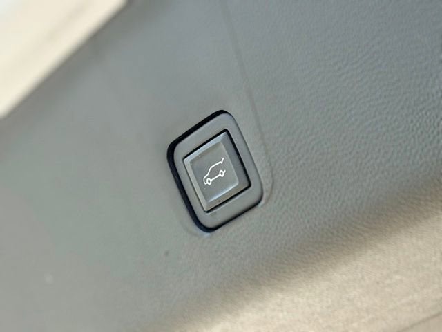2024 Chevrolet Traverse Limited LT Cloth