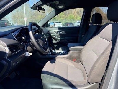 2024 Chevrolet Traverse Limited LT Cloth