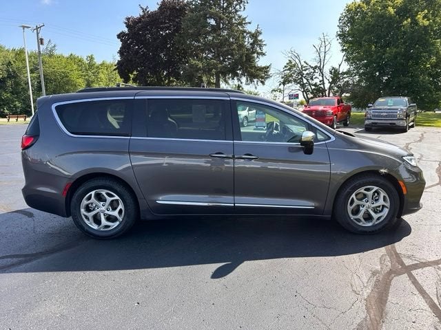 2023 Chrysler Pacifica Limited