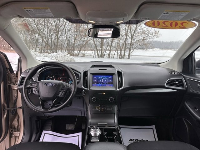 2020 Ford Edge SE