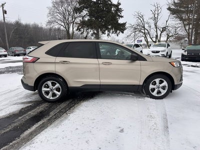 2020 Ford Edge SE
