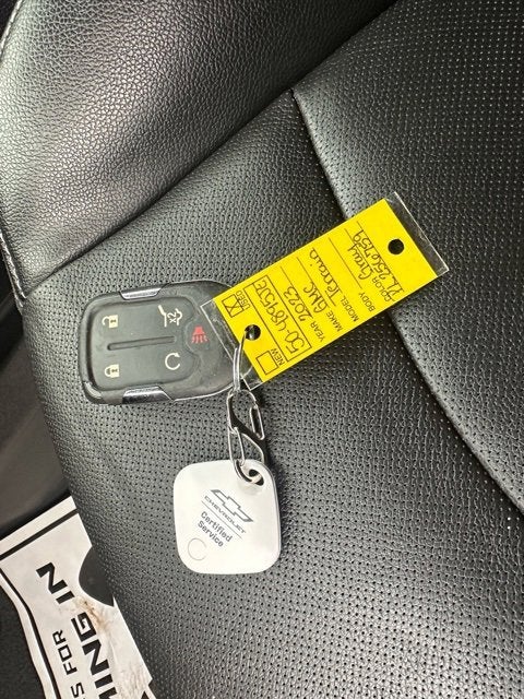 2023 GMC Terrain SLT