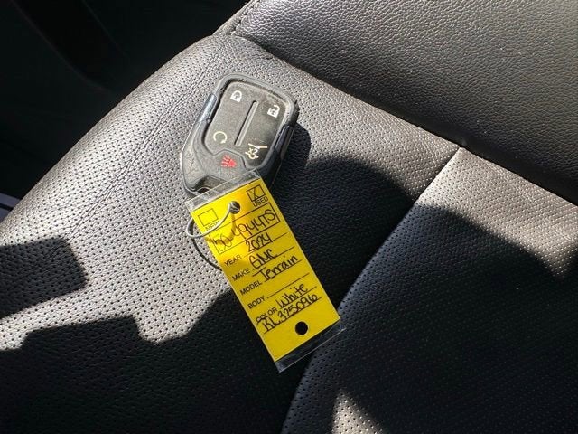 2024 GMC Terrain SLT